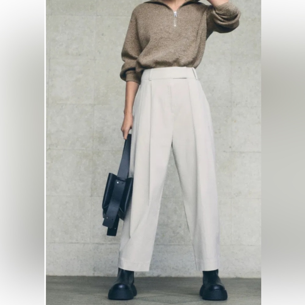 (NWT) COS PLEATED BARREL-LEG CHINOS Beige - Picture 1 of 14